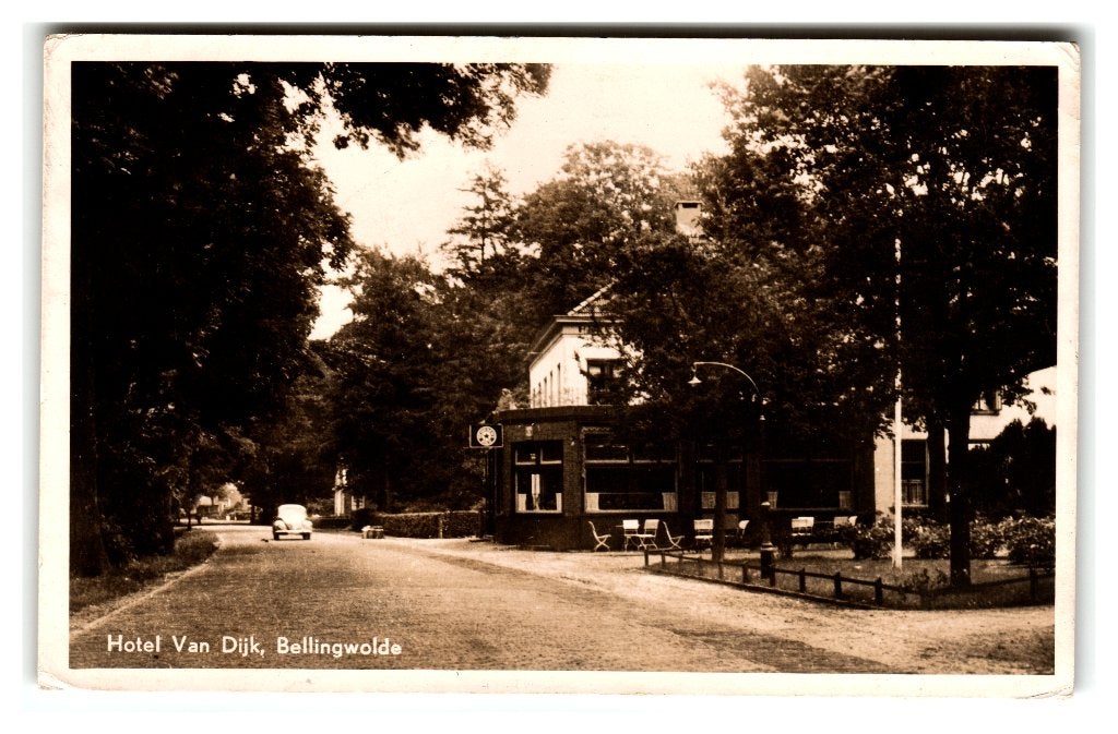 Bellingwolde, Hotel Van Dijk, Verzamelen, Ansichtkaarten | Nederland, Gelopen, Groningen, 1940 tot 1960, Verzenden