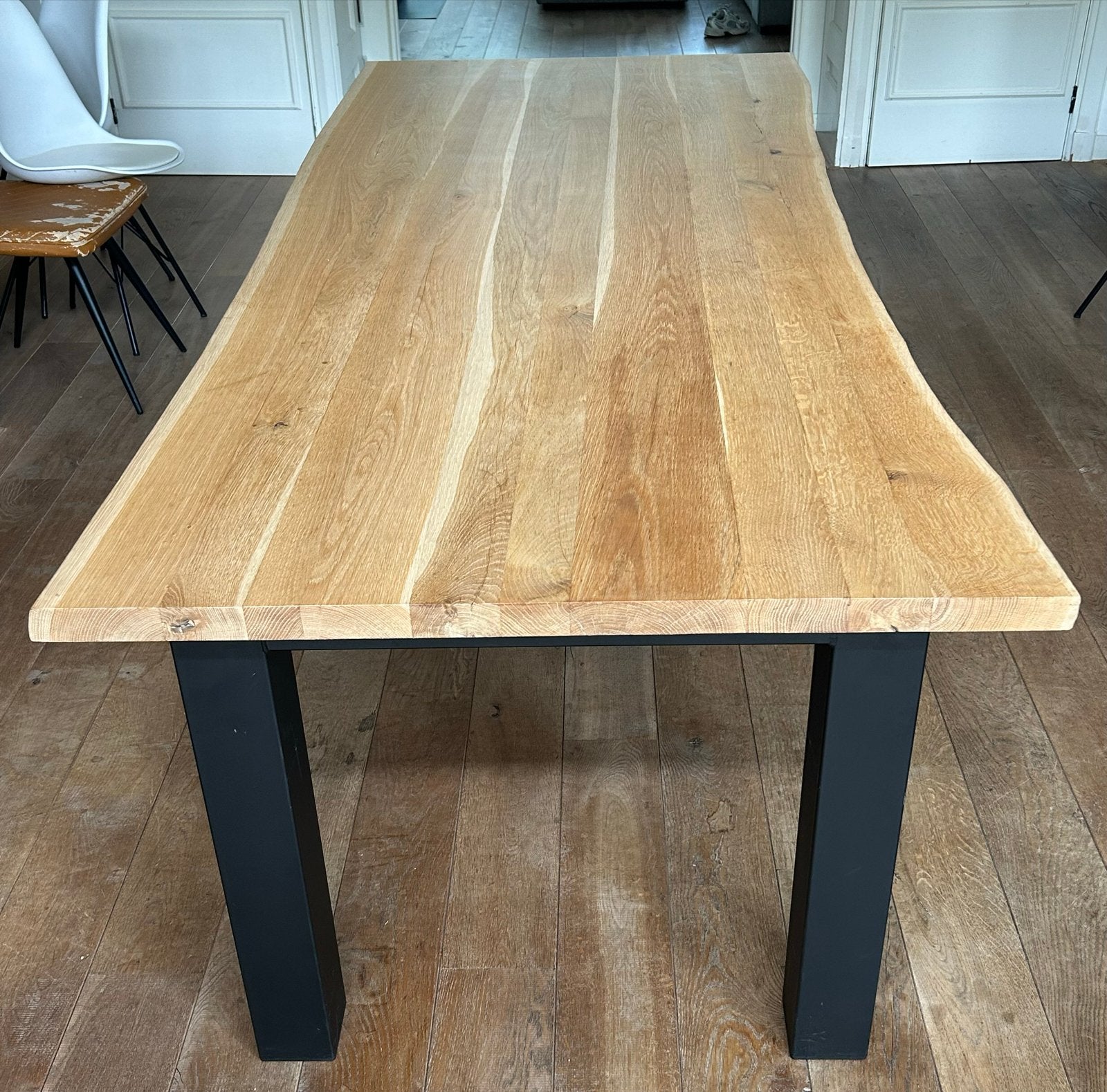 Eikenhouten eettafel met stalen poten. 240x100 cm, 100 tot 150 cm, Eikenhout, 200 cm of meer, Ophalen of Verzenden