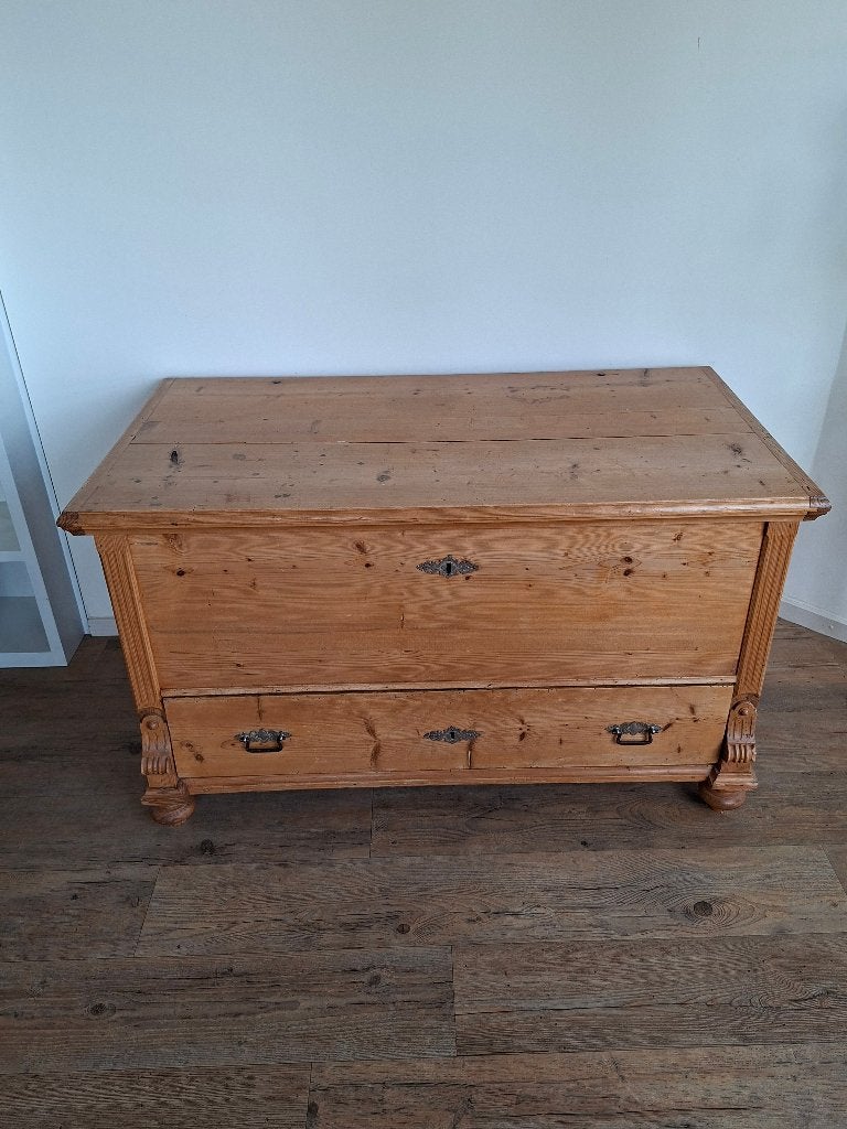 Antieke grenen kist, Ophalen, 50 – 75, Gebruikt, 50 tot 100 cm