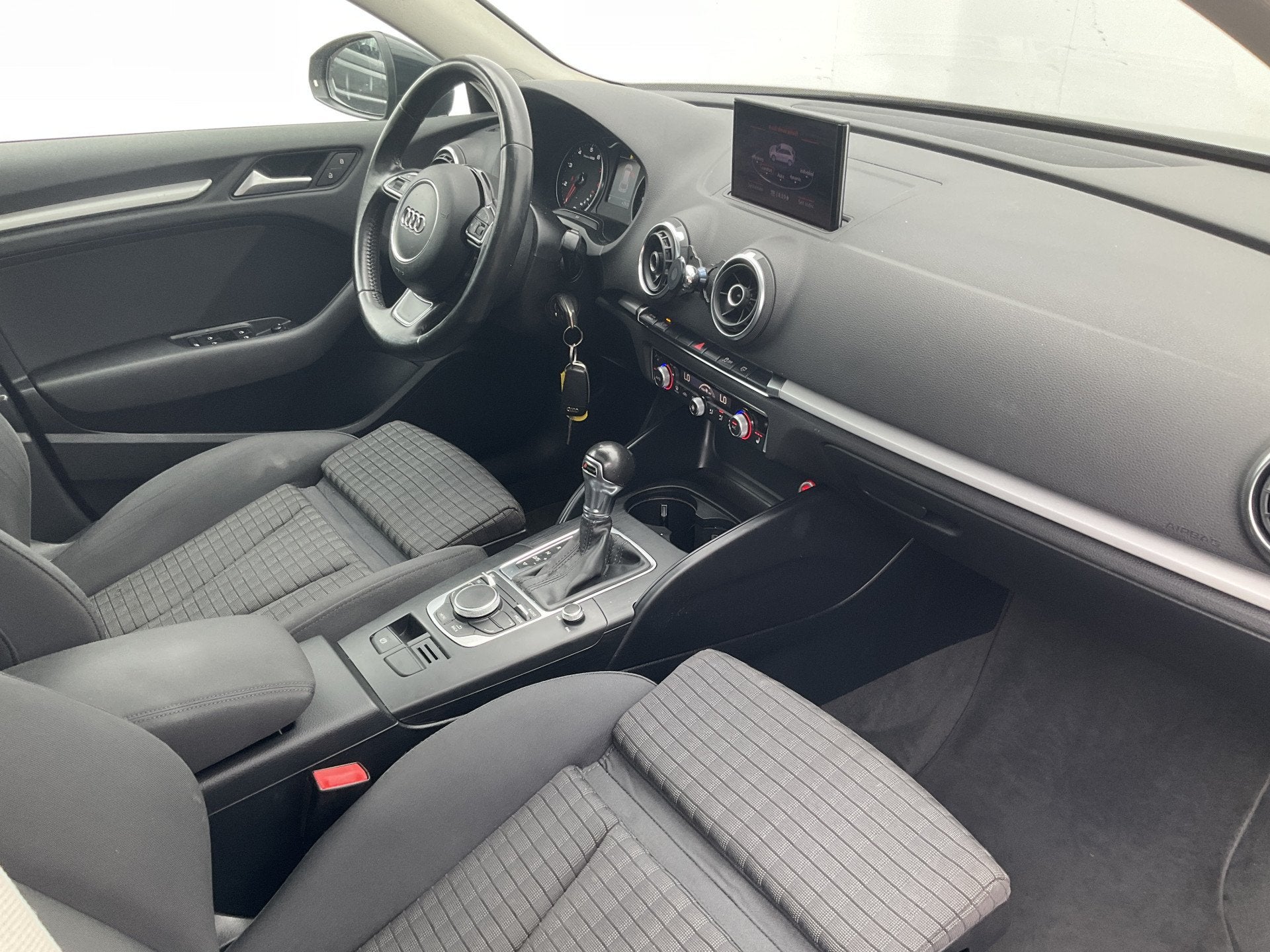 Audi A3 Sportback 1.8 TFSI Ambition Pro Line S Automaat Pano, Auto's, Audi, Gebruikt, Euro 6, 4 cilinders, 179 pk