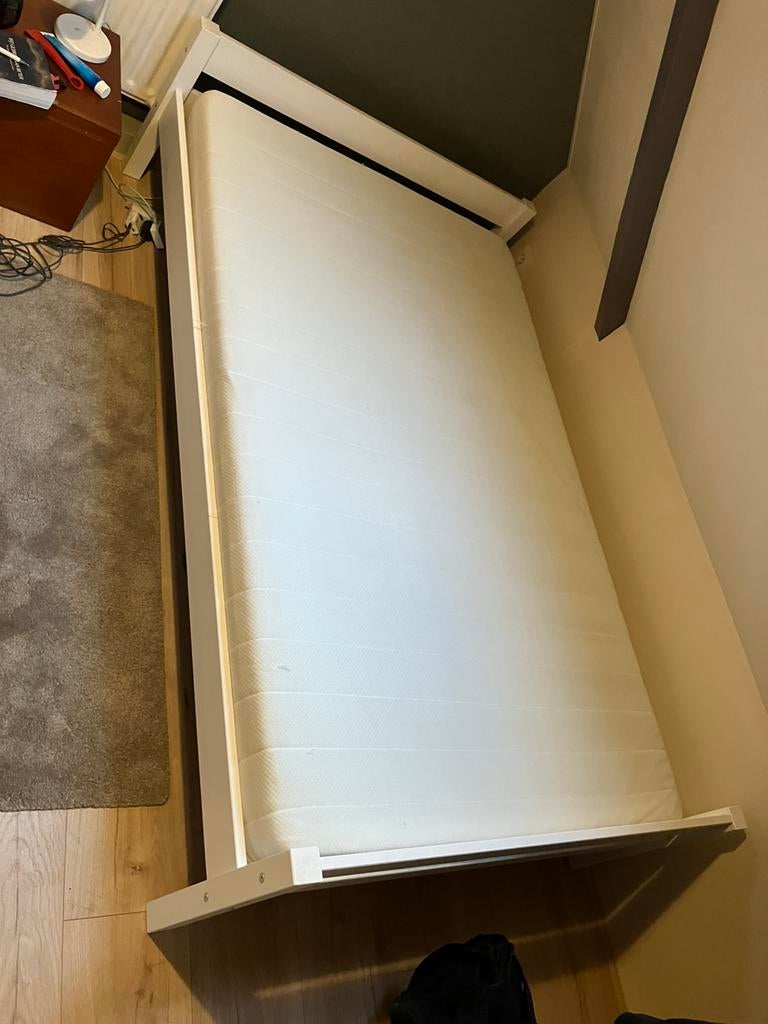 Bed twijfelaar met matras 120x200, Huis en Inrichting, Slaapkamer | Bedden, Ophalen, Wit, Zo goed als nieuw, Twijfelaar
