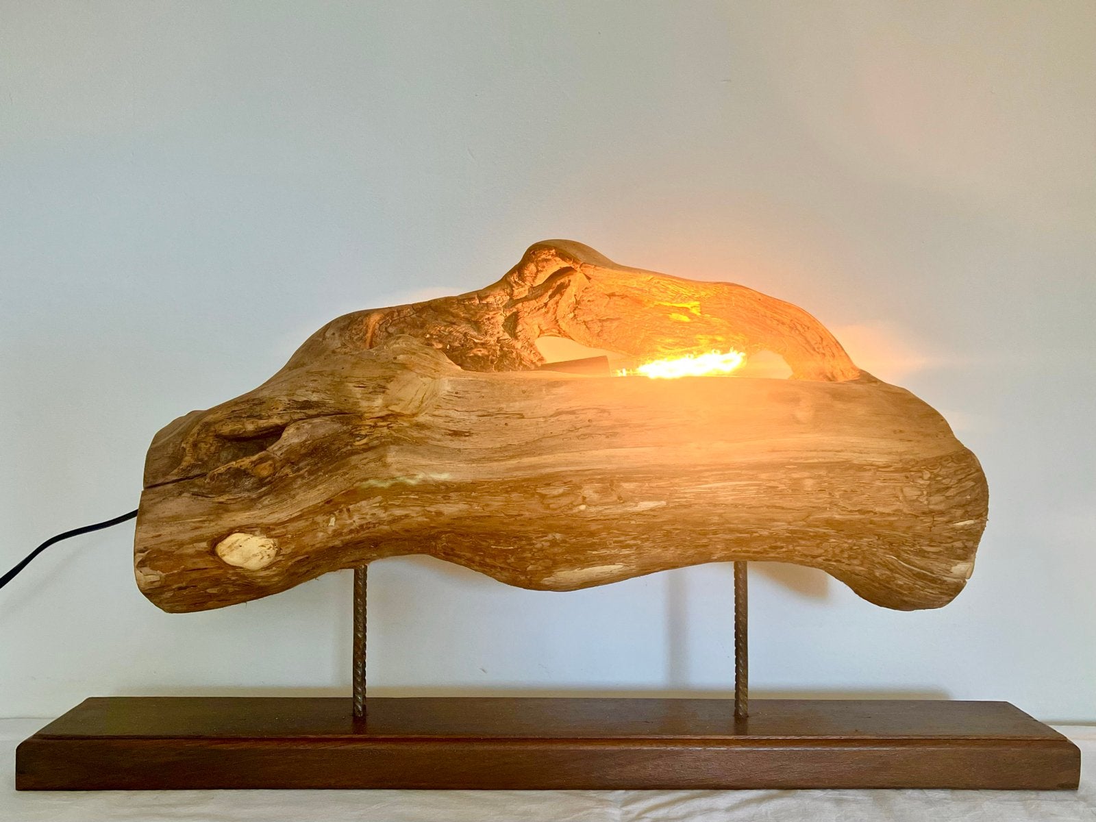 Unieke boomstamlamp met sfeervolle verlichting, Met schakelaar, Overige merken, E14 (klein), Nieuw