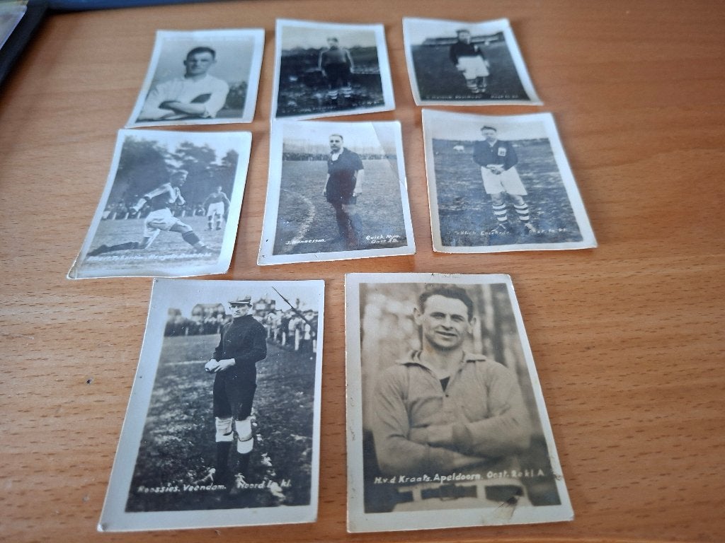 Kavel 8 stuks voetbalplaatjes serie 0-29, Ophalen of Verzenden, Gebruikt, Overige binnenlandse clubs, Poster, Plaatje of Sticker