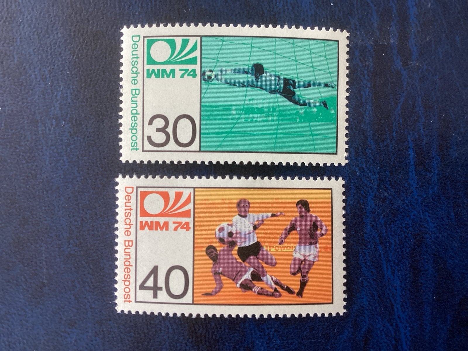 Duitse Bundespost WM 74 postzegels (2 stuks) postfris, Ophalen of Verzenden, BRD, Postfris
