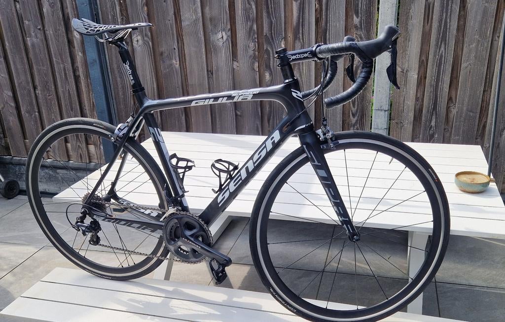 Mooie Sensa Giulia Carbon racefiets - Ultegra afgemonteerd, Fietsen en Brommers, Ophalen of Verzenden