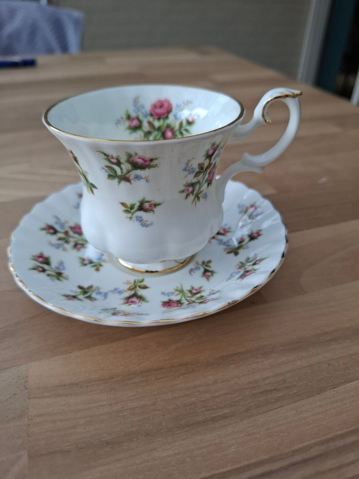 Royal Albert Winsome Porseleinen kopje en Schotel - Roze, Ophalen of Verzenden