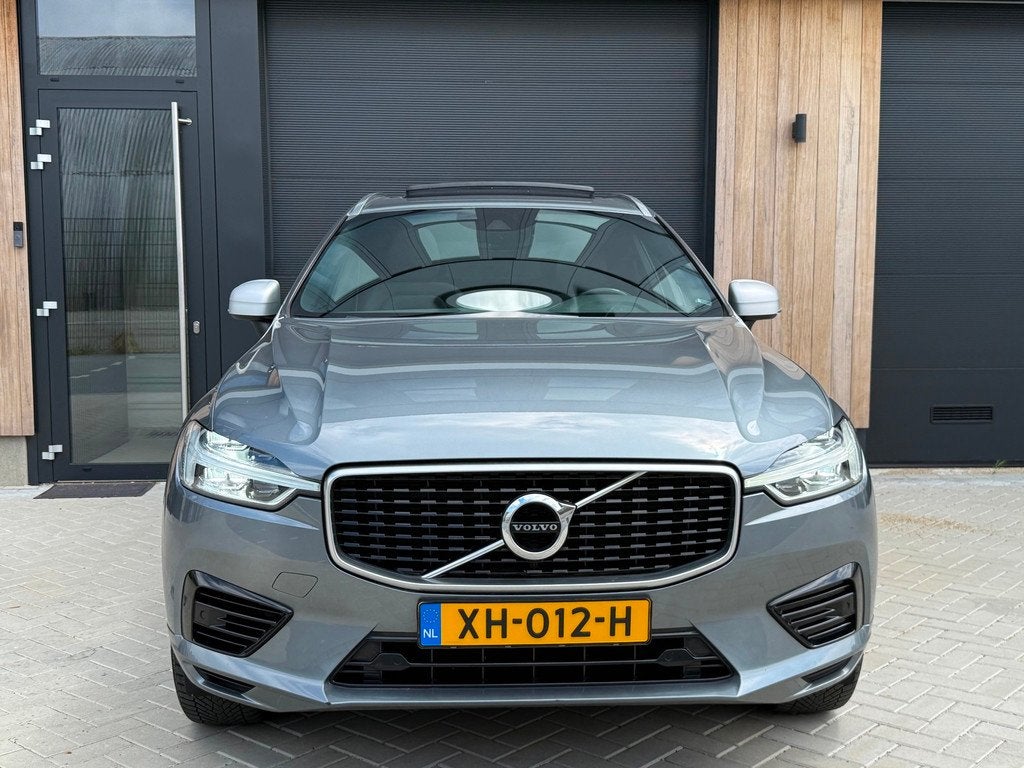 Volvo XC60 2.0 T8 Twin Engine AWD R-Design PANO|BTW|LEER|TRE, Auto's, Volvo, Automaat, Gebruikt, 4 cilinders, 1969 cc