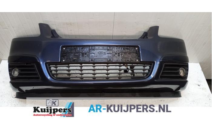 Voorbumper van een Opel Zafira, Gebruikt, -, -, Opel