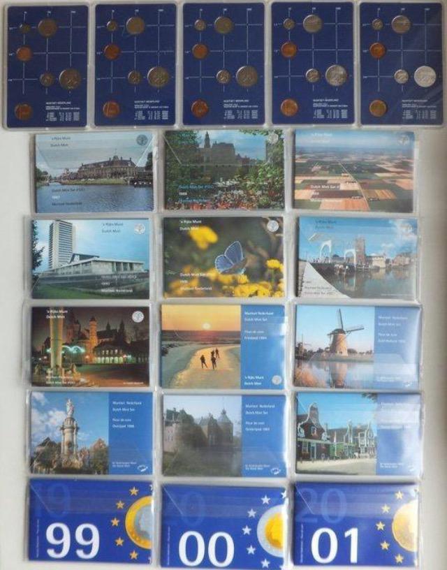 Beatrix 1982 t/m 2001 compleet 20 sets voor maar €135,-, Ophalen of Verzenden, Koningin Beatrix, 5 gulden, Setje
