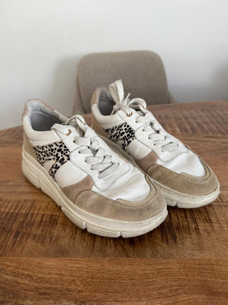 SUB 55 sneakers maat 37, Wit, Ophalen of Verzenden, Sneakers of Gympen, Gedragen
