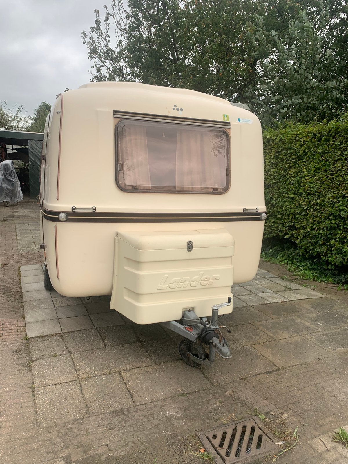 Lander caravan, Standaardzit, Dwarsbed, Kachel, Particulier