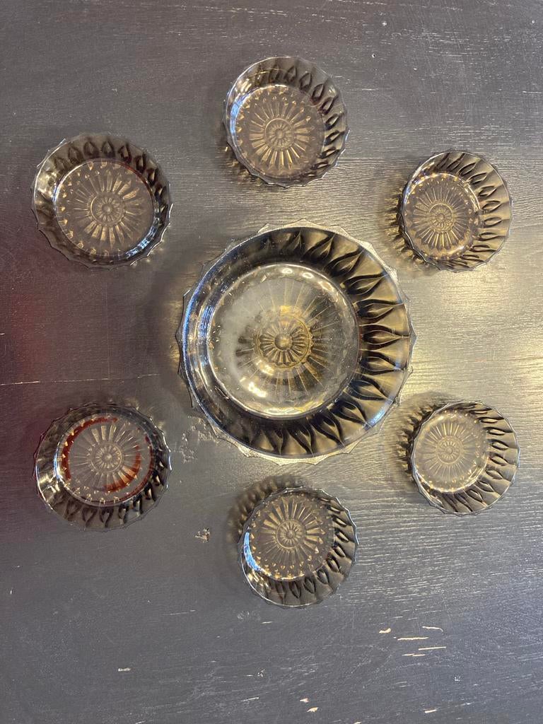Schaal met 6 kommetjes van glas, Antiek en Kunst, Ophalen of Verzenden