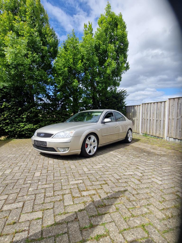 Ford Mondeo 2.0 16V HB 2003 Beige, Zwart, Mondeo, Beige, Origineel Nederlands