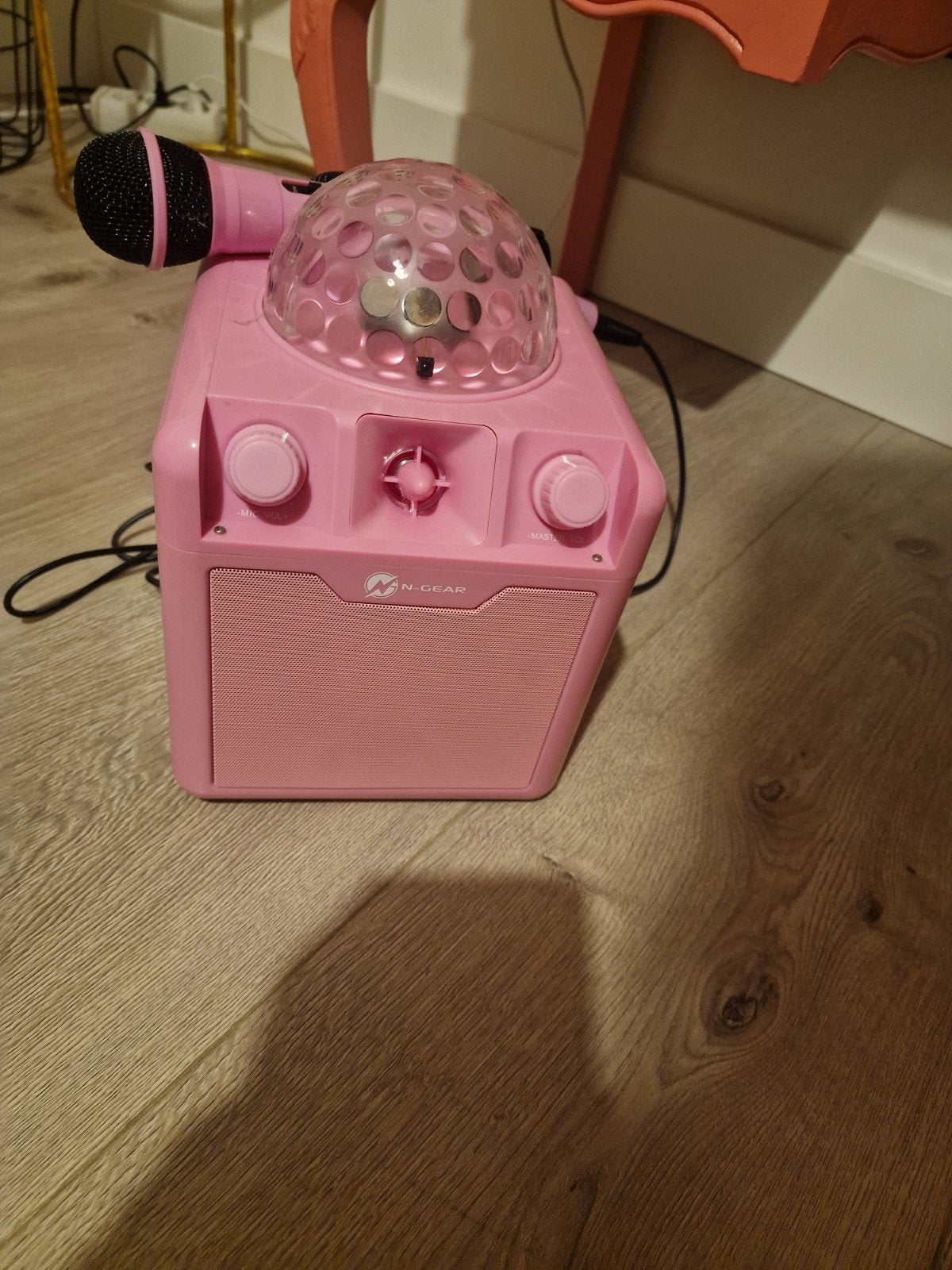 N-Gear Muziekbox met Discoverlichting en Microfoons, Ophalen