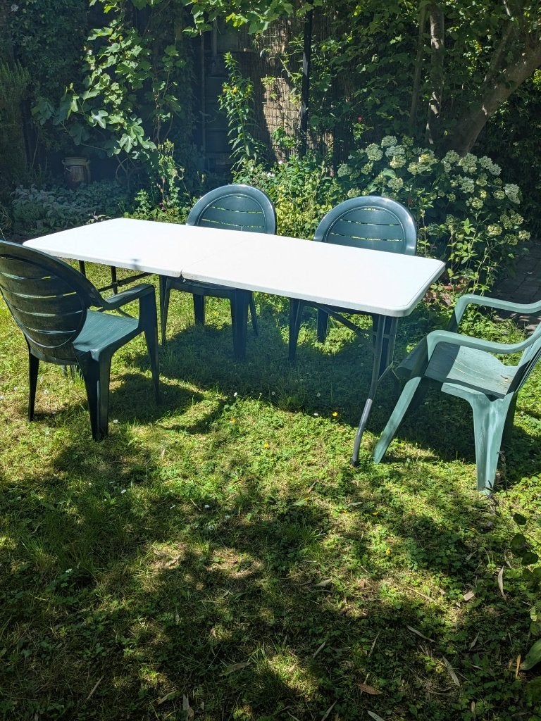 2 inklapbare stevige witte buitentafels voor 6-8 personen, Tuin en Terras, Tuintafels, Ophalen, Gebruikt, Rechthoekig, Kunststof