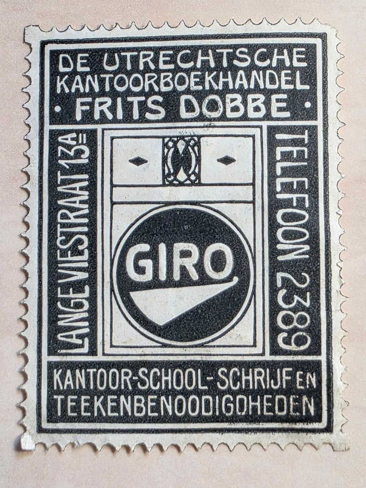 051) SLUITZEGEL UTRECHT FRITS DOBBE KANTOORBOEKHANDEL, Verzenden, Overige thema's