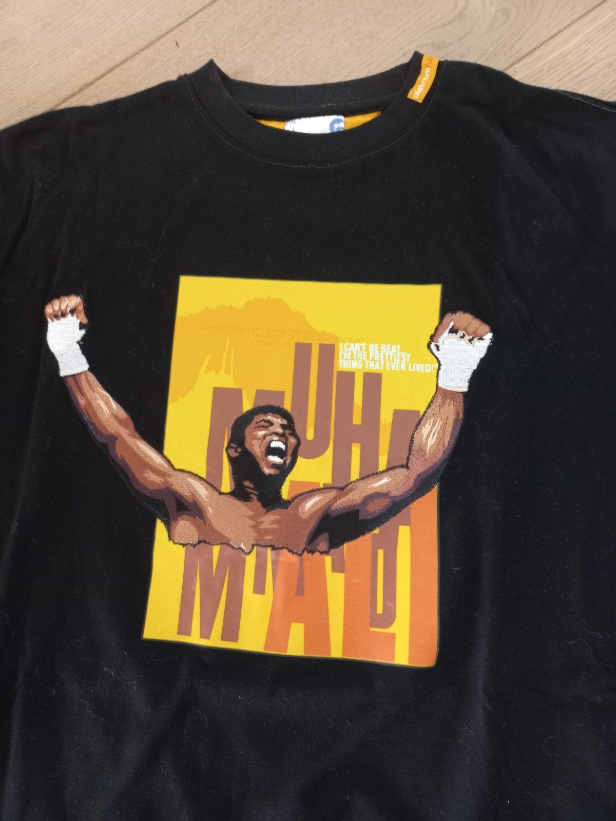 Platinum Fubu T-shirt Muhammad Ali - Zwart - Maat L, Maat 52/54 (L), Zwart, Platinum Fubu, Ophalen of Verzenden