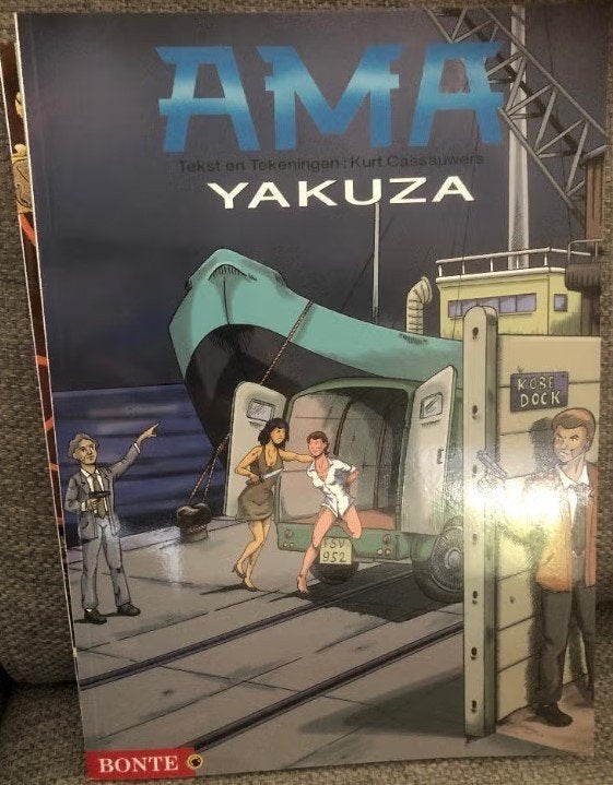 yakuza ama bonte j6, Eén stripboek, Ophalen of Verzenden, Zo goed als nieuw