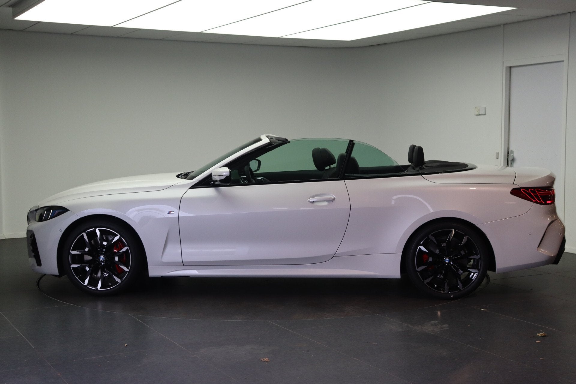 BMW 4 Serie Cabrio 420i M Sport Automaat / Achteruitrijcamer, Automaat, 1998 cc, Zwart, Cabriolet