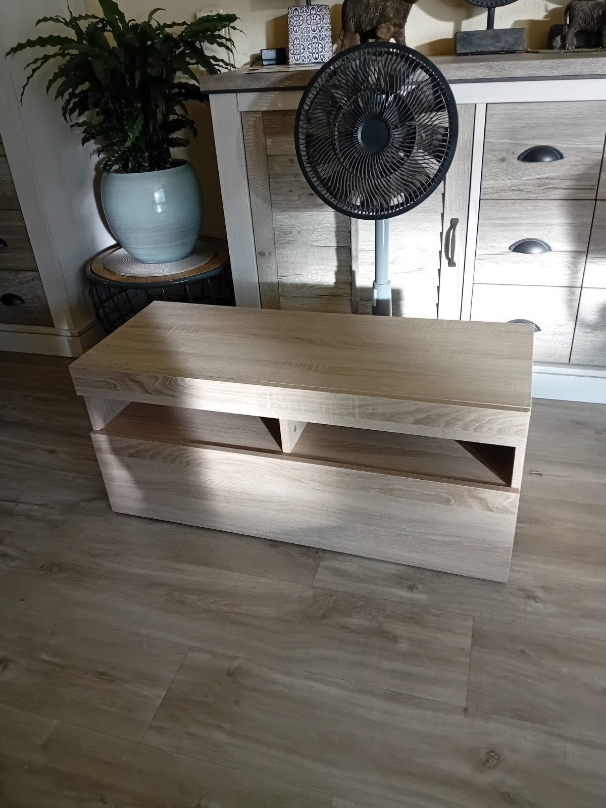 mooie klepkast mankeert niks aan 90 cm breed 40 hoog 35.5 d, Ophalen, Zo goed als nieuw