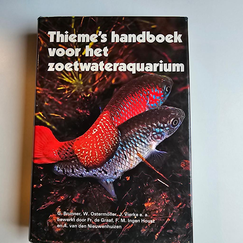 Thieme's handboek voor het zoetwateraquarium, Ophalen of Verzenden, Gelezen, Vissen, G. Brunner, W. Ostermöller, J. Vierke e.a.