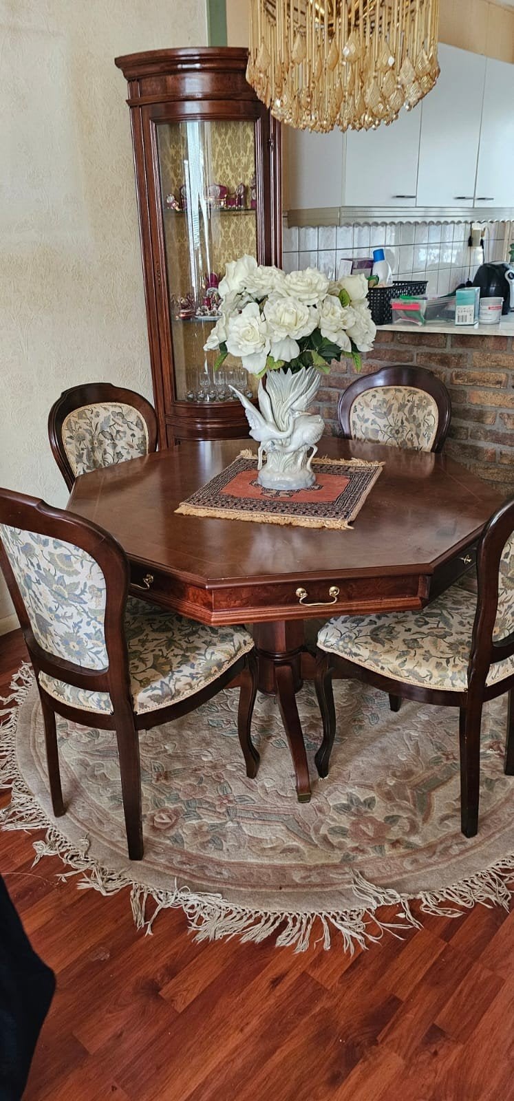 Queen Ann Engelse Eethoek in goede staat. Tafel met 2 lades., Antiek en Kunst, Antiek | Meubels | Tafels, Ophalen of Verzenden