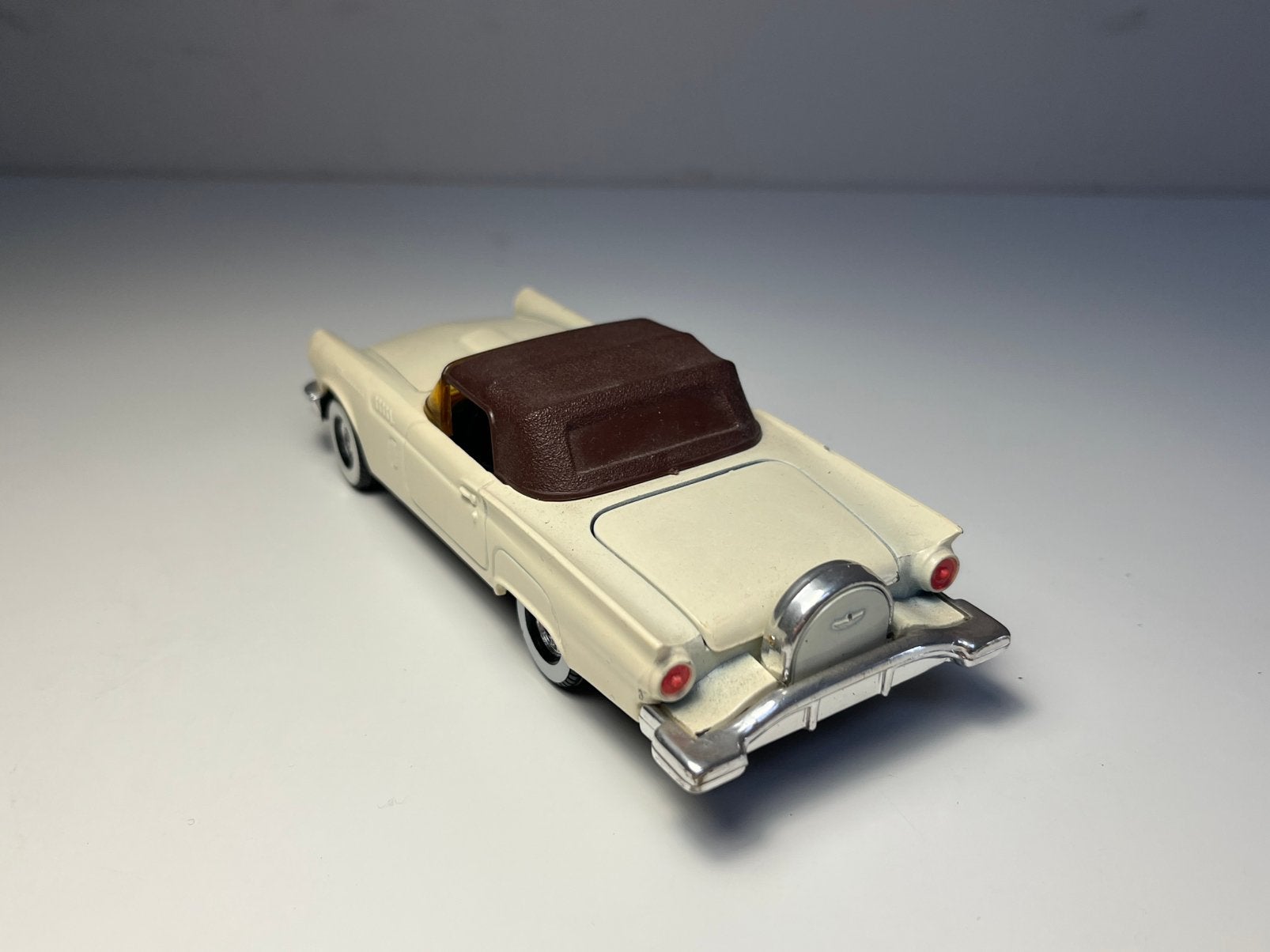 Corgi Toys - Ford Thunderbird - Schaal 1:32, Hobby en Vrije tijd, Ophalen of Verzenden, Zo goed als nieuw, Auto, Corgi