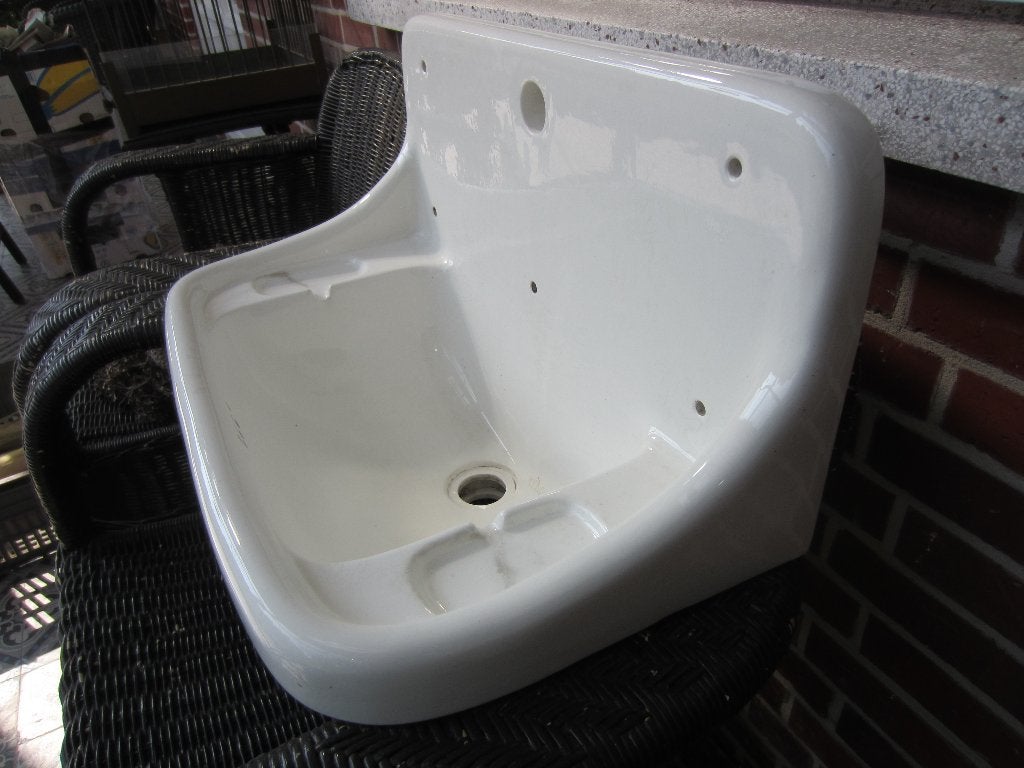 58x32cm Breed antiek Hollands fonteintje hoge achterkant, Ophalen