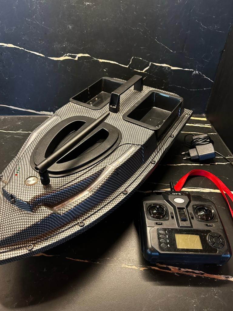 Voerboot voor karper vissen, Watersport en Boten, Ophalen of Verzenden, Zo goed als nieuw, Overige typen