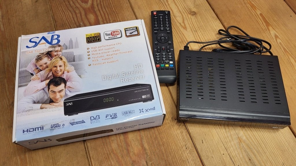 Satalietontvanger met schotel en TV, Ophalen, Gebruikt, (Schotel)antenne, Overige merken