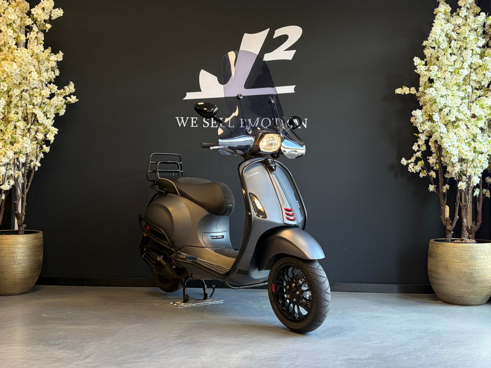 Vespa Sprint | Grigio Titano | Snor | 2019 | 8323 km, Fietsen en Brommers, Gebruikt, Overige modellen, ., Ophalen of Verzenden