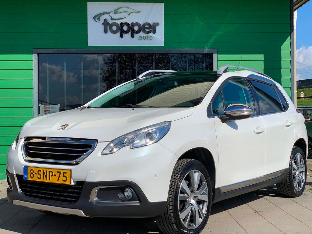 Peugeot 2008 1.6 VTi Féline|Navigatie|PanoDak|Trekhaak|, Voorwielaandrijving, Euro 5, Gebruikt, 4 cilinders