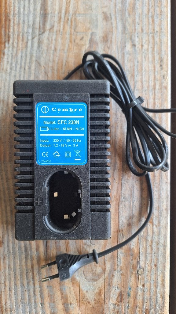 Cembre CFC 230 Acculader oplader lader laadstation, ., Ophalen of Verzenden, Zo goed als nieuw, .