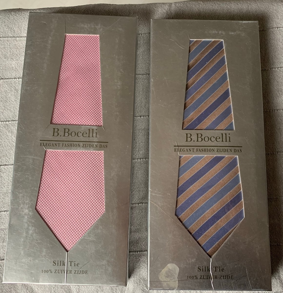 2 nieuwe zijden stropdassen, Ophalen of Verzenden, Nieuw, Overige kleuren