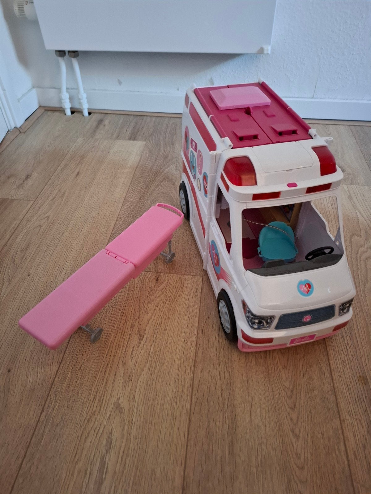 Barbie Ambulance Speelset - Dokter en Zorg Voertuig, Ophalen, Gebruikt