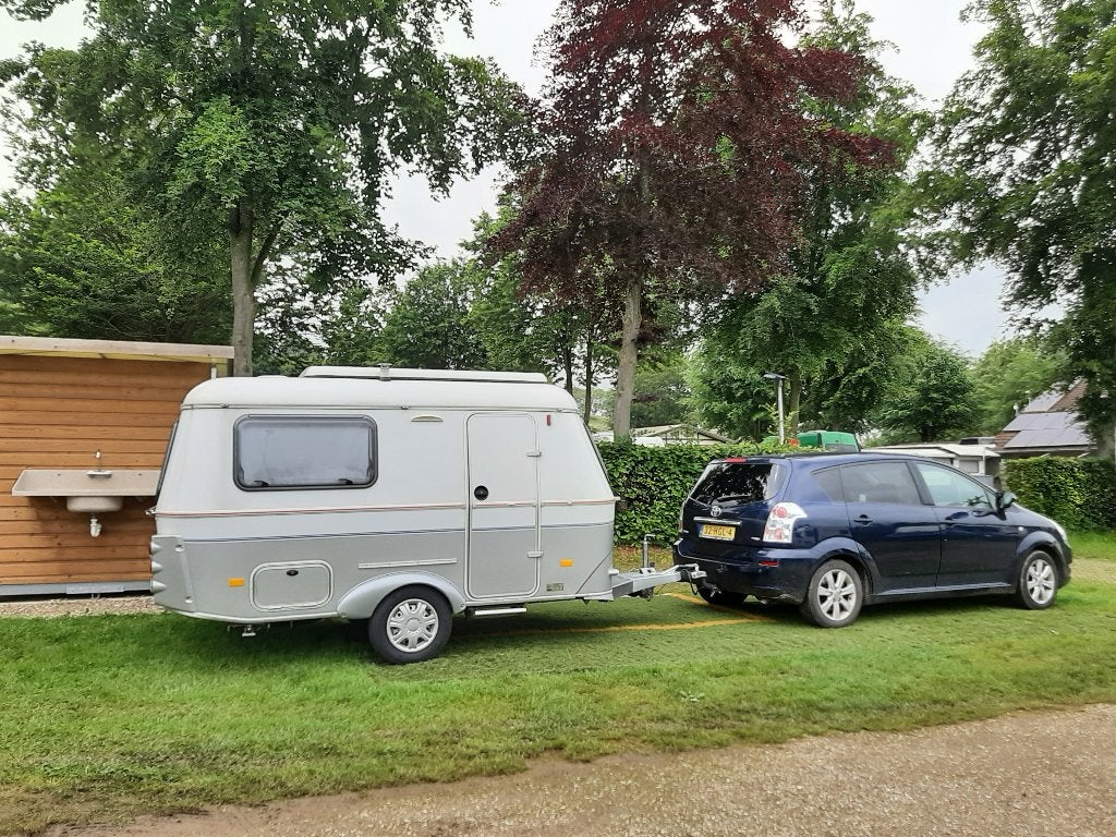 Eriba Touring Familia 310GT, Luifel, Overige typen, Tot en met 3, Particulier
