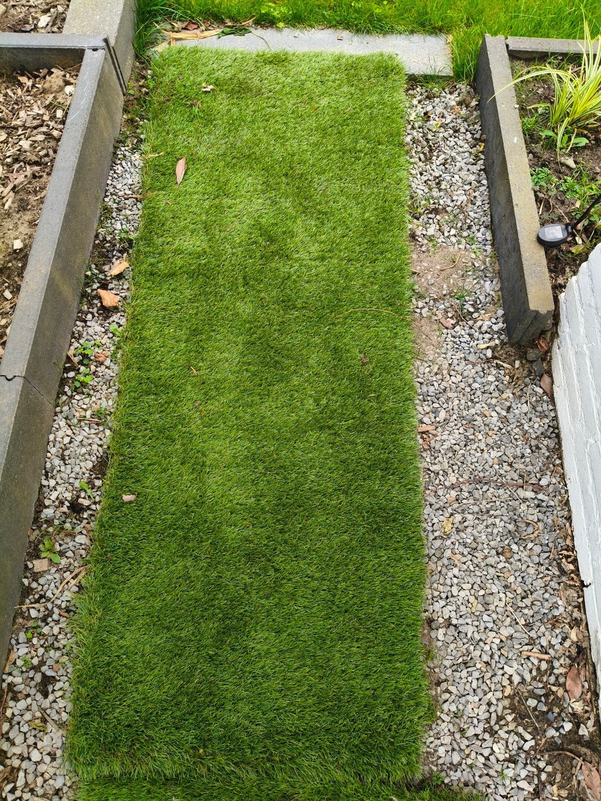 Kunstgras stroken 75x200cm en 70x190cm, Tuin en Terras, Gras en Kunstgras, Ophalen, Minder dan 10 m²