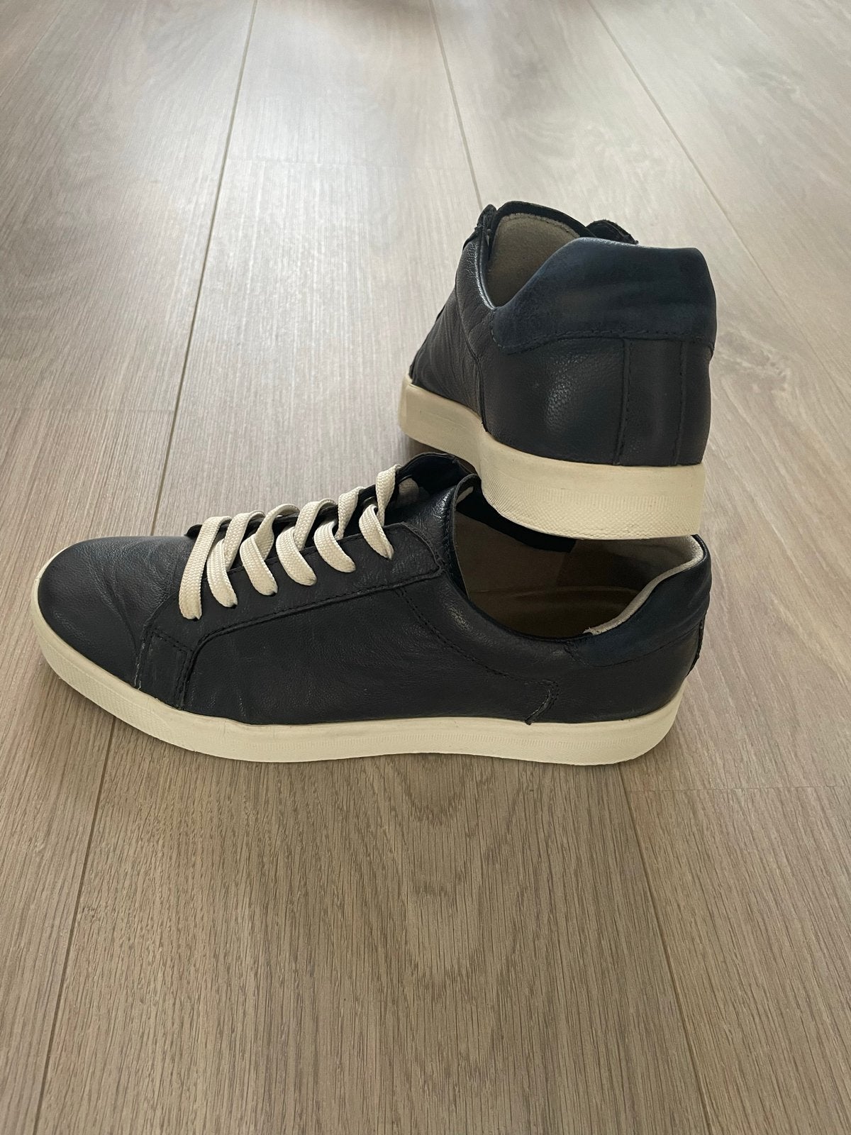 Caprice leren sneakers - donkerblauw, maat 37, Kleding | Dames, Blauw, Nieuw, Ophalen of Verzenden, Sneakers of Gympen