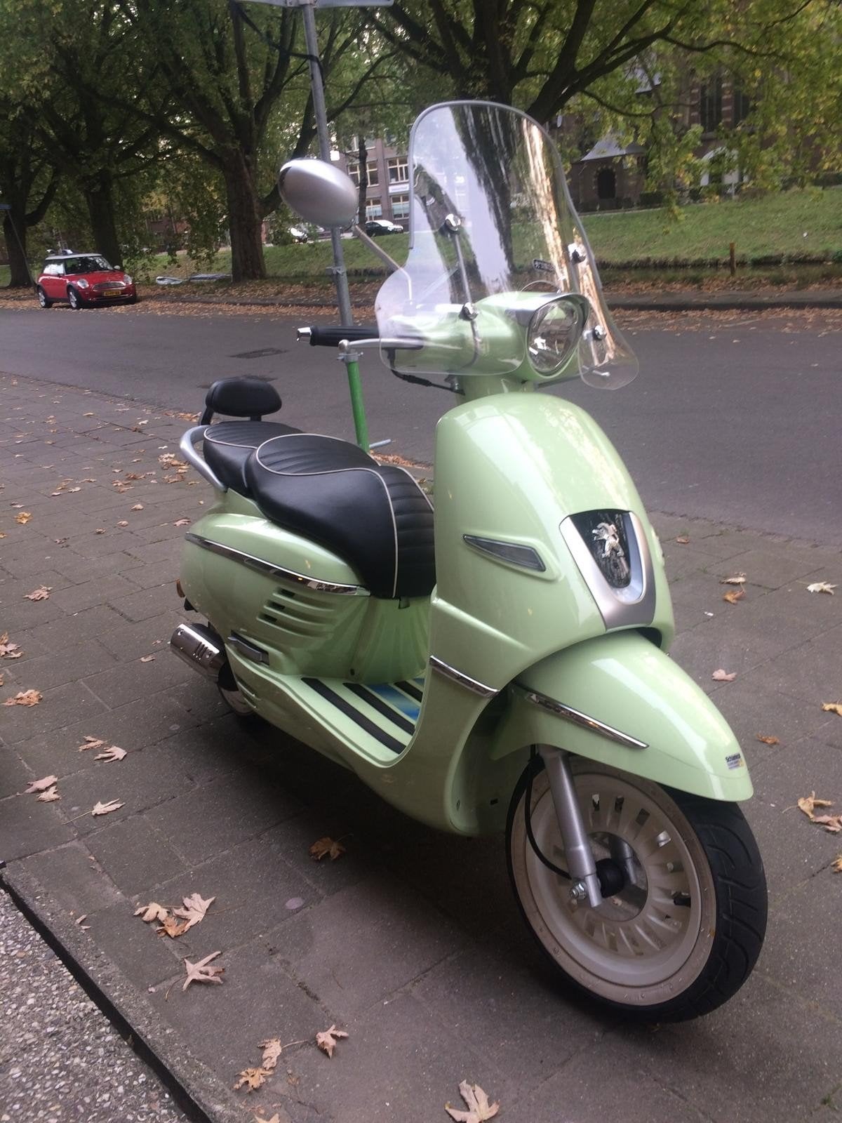 Peugeot Django Sweet 2017 - Pistachekleurige Scooter, Ophalen, Zo goed als nieuw