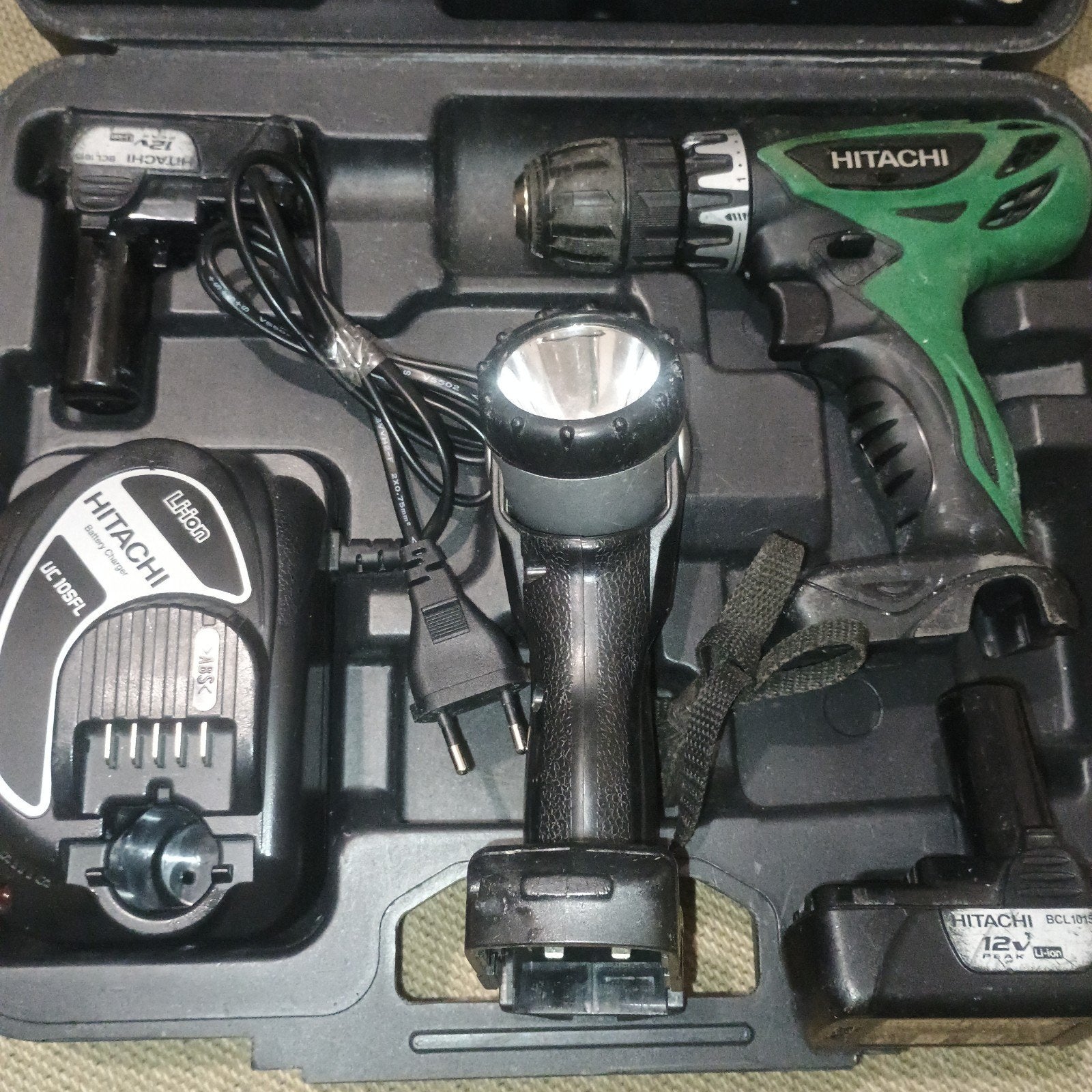 Hitachi DS 10DFL 12V Accuboormachine met accessoires