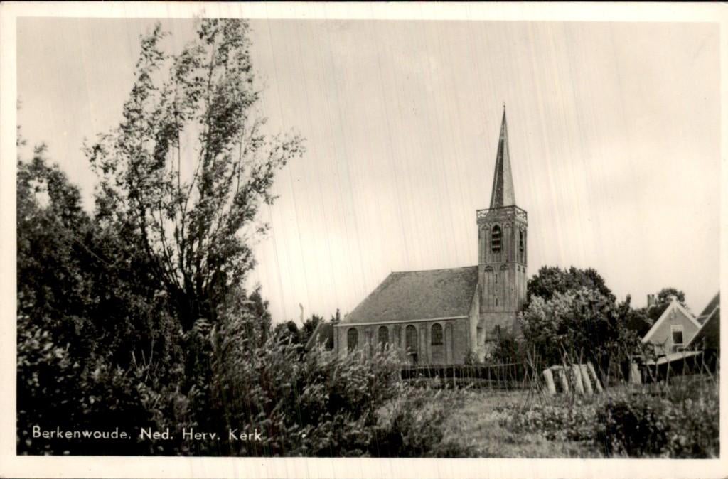 Berkenwoude - Ned. Herv. Kerk - zijaanzicht, Ophalen of Verzenden, 1940 tot 1960, Gelopen, Zuid-Holland