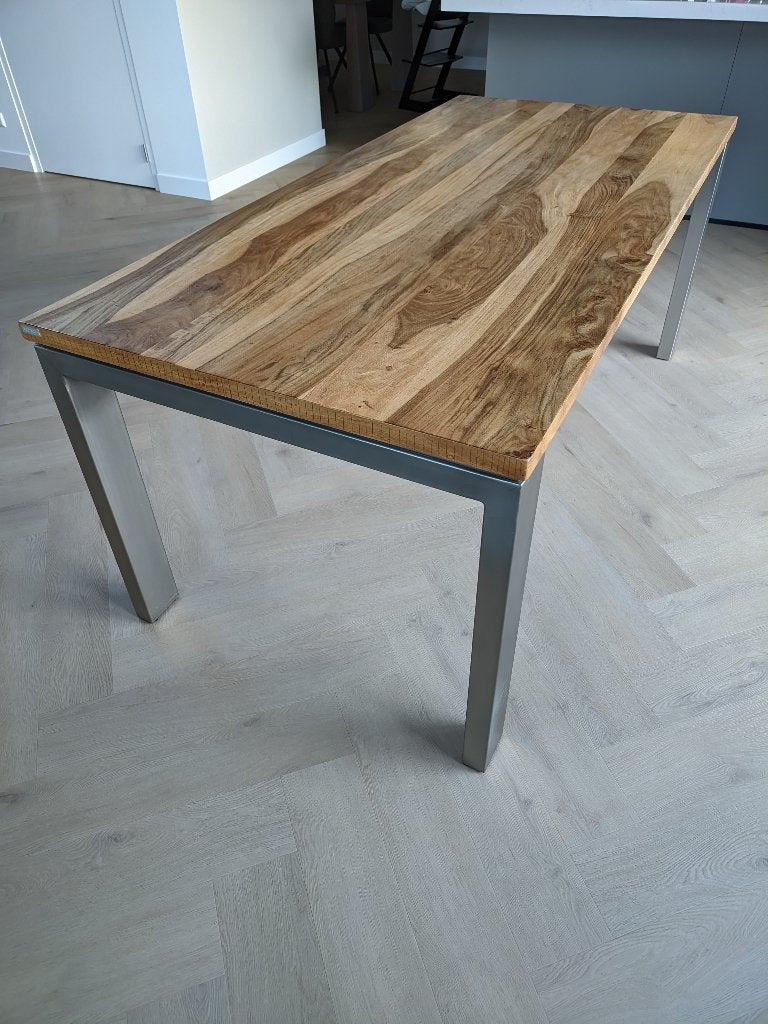 XOOON Eettafel met RVS Onderstel | 190x90 cm, Huis en Inrichting, Ophalen, 50 tot 100 cm, Zo goed als nieuw, Vijf personen of meer