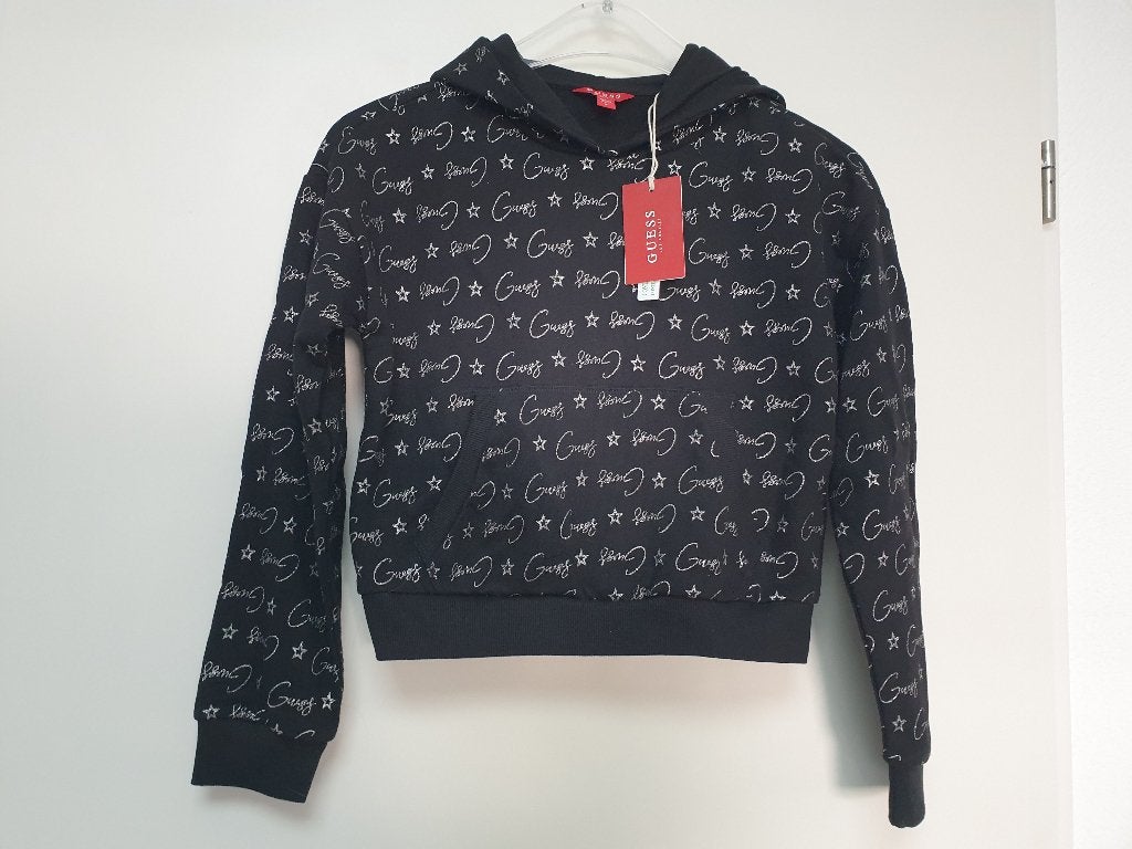 Nieuwe Guess sweater met capuchon - Zwart met logo print, Kinderen en Baby's, Kinderkleding | Maat 134, Meisje, Trui of Vest, Nieuw