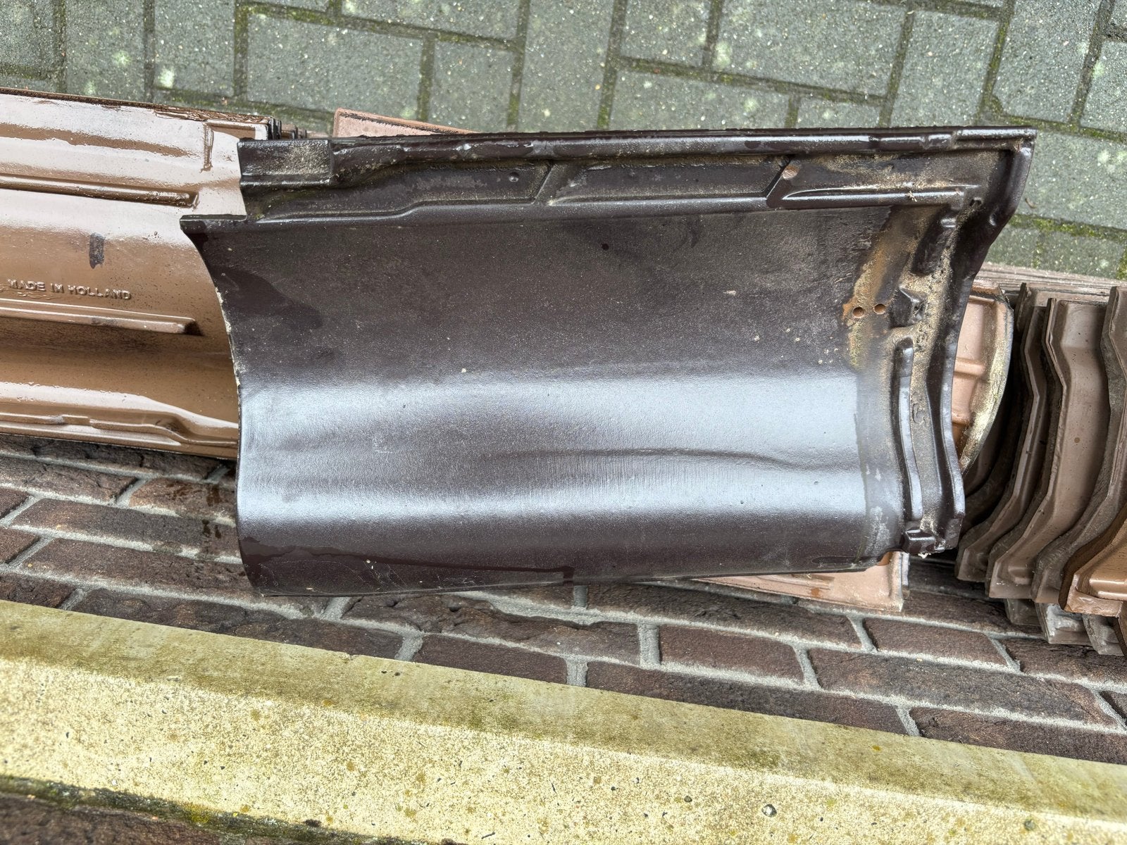 56 gebruikte dakpannen - Monier 6 Made in Holland, Doe-het-zelf en Verbouw, Gebruikt, Ophalen of Verzenden, Dakpannen, Overige kleuren