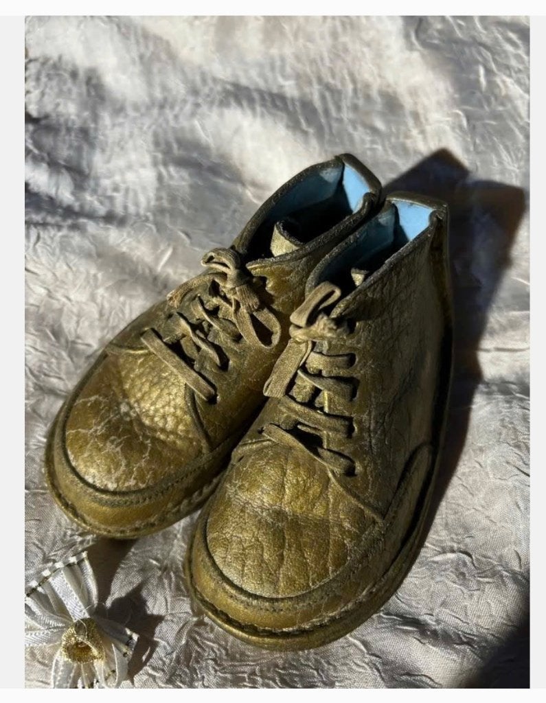 Vintage “Gouden” kinderschoenen maat 19, Antiek en Kunst, Ophalen of Verzenden