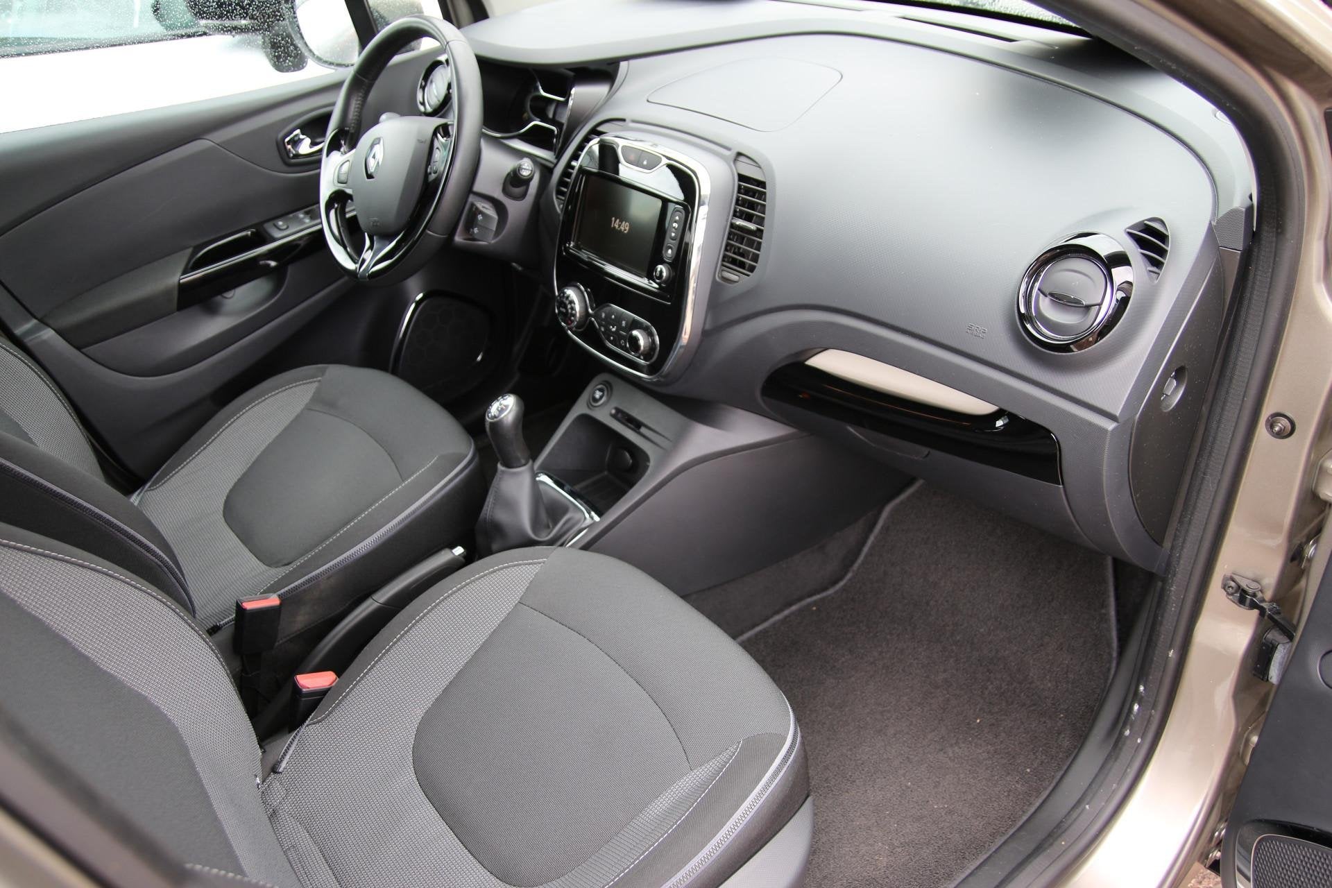 Renault Captur 0.9 TCe 90pk Dynamique | NL-auto | Climate co, Auto's, Voorwielaandrijving, Stof, Gebruikt, Zwart