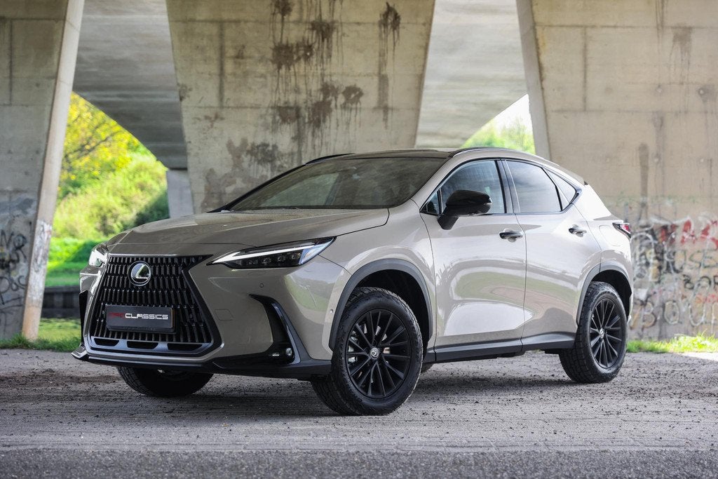 Lexus NX 450h+ AWD Overtrail E-Four, Auto's, Lexus, Automaat, 309 pk, Gebruikt, Euro 6