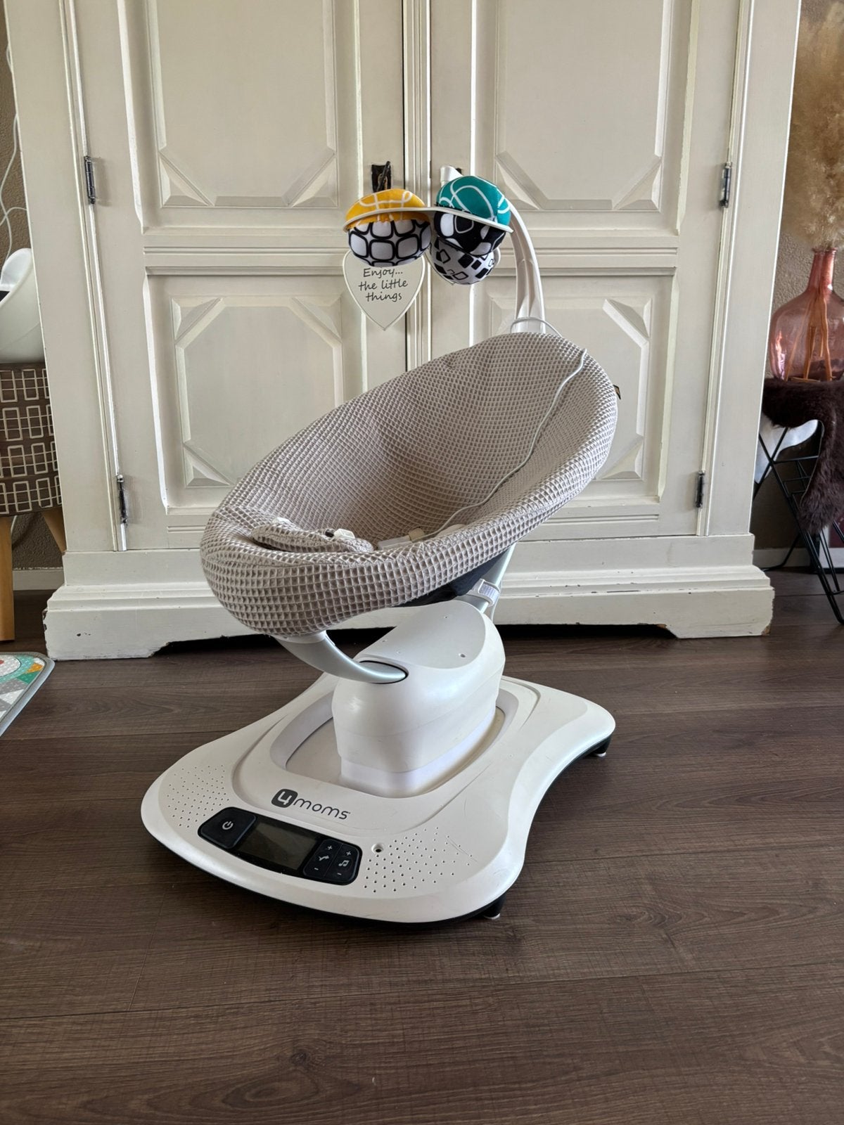 4moms - MamaRoo 4 (incl. stoelverkleiner), Wipstoel, Met gordel(s) of riempje(s), Zo goed als nieuw, Ophalen