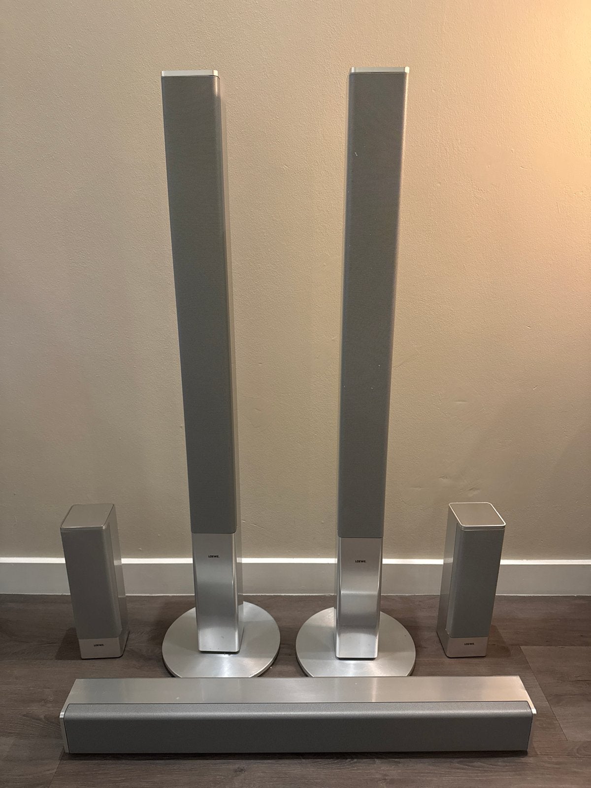 Loewe Home Cinema Systeem - 5.1 Surround Sound, 70 watt of meer, Zo goed als nieuw, 5.1-systeem, Overige spelers