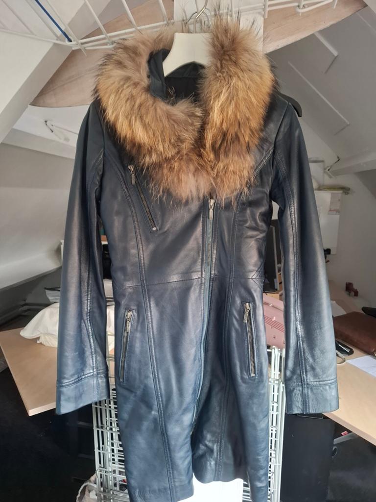 Donkerblauwe leren jas met bontkraag, Kleding | Dames, Blauw, Nieuw, Ophalen of Verzenden, Onbekend